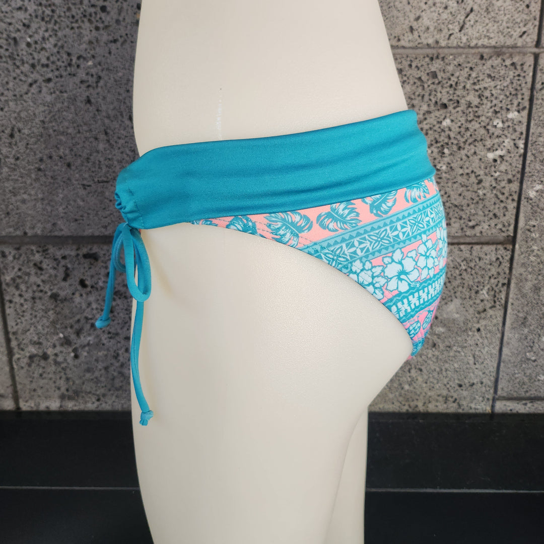 Loco Boutique Hawaiian Pattern Folded Over Loco Boutique