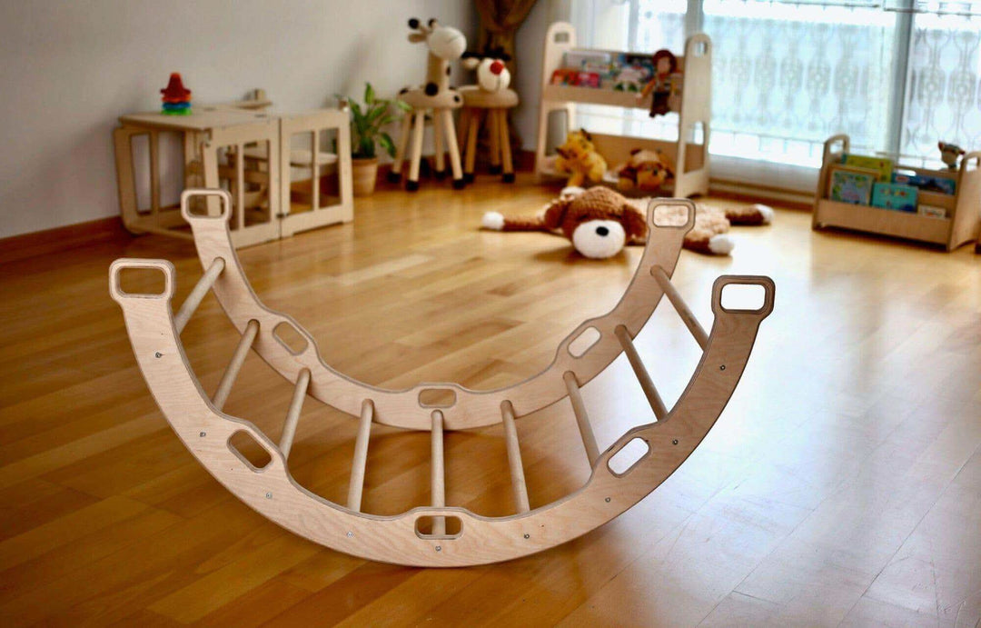 Climbing Arch / Rocker with Star Pattern Pillow Kidodido