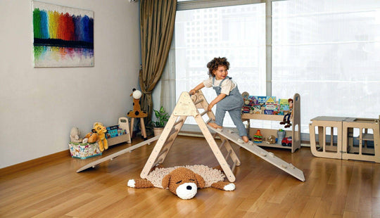 Foldable Climbing Triangle with Ramp Kidodido