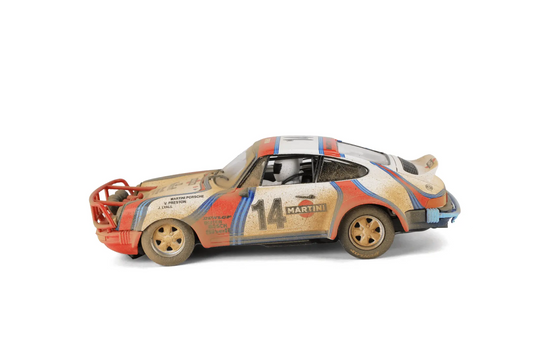 Fly | Porsche 911 SC 'Safari' | #14 Martini Racing | Limited Edition | Dirt Effect | E2110AR | 1/32 Slot Car HYINUO CAR MODEL Store