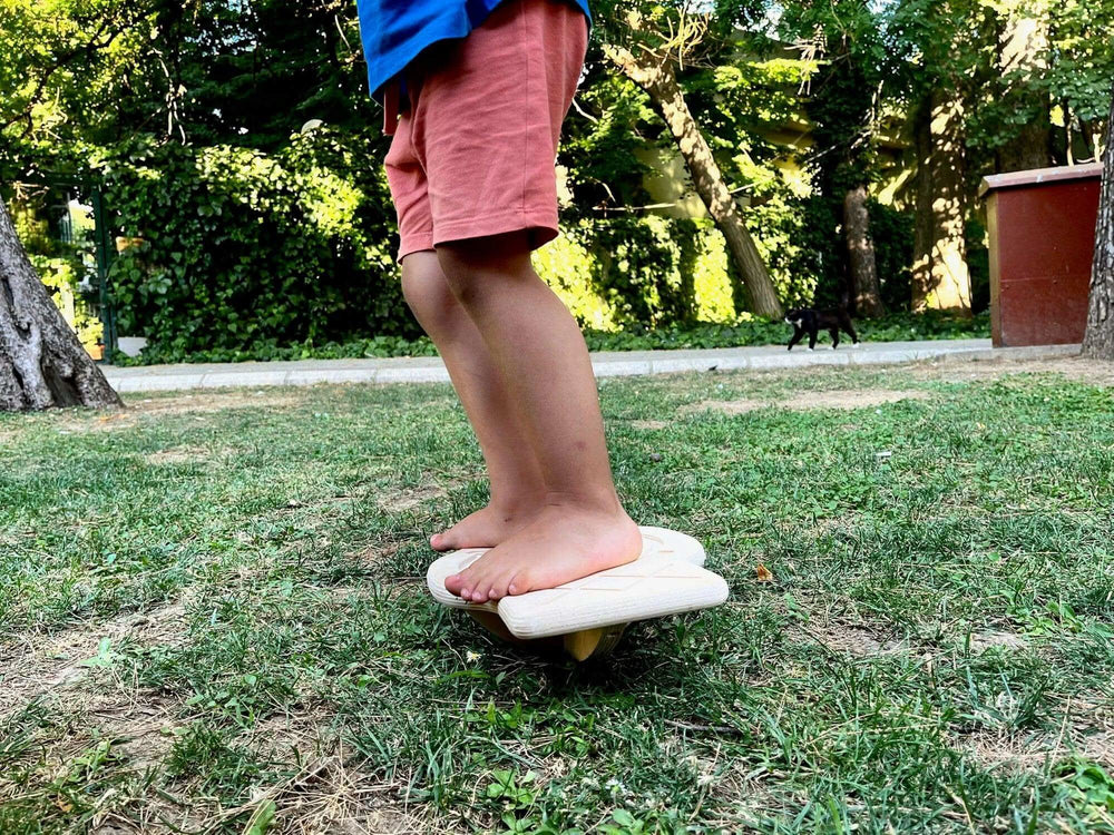 Maze Wooden Balance Board Kidodido