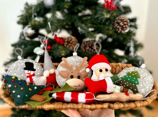 Wooden Christmas Tree & Felt Ornaments Kidodido
